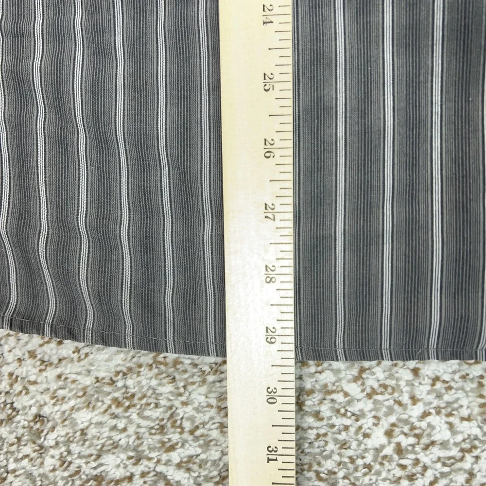 The North‎ Face Shirt Mens Medium Gray Stripe Short Sleeve Button Hiking Outdoor